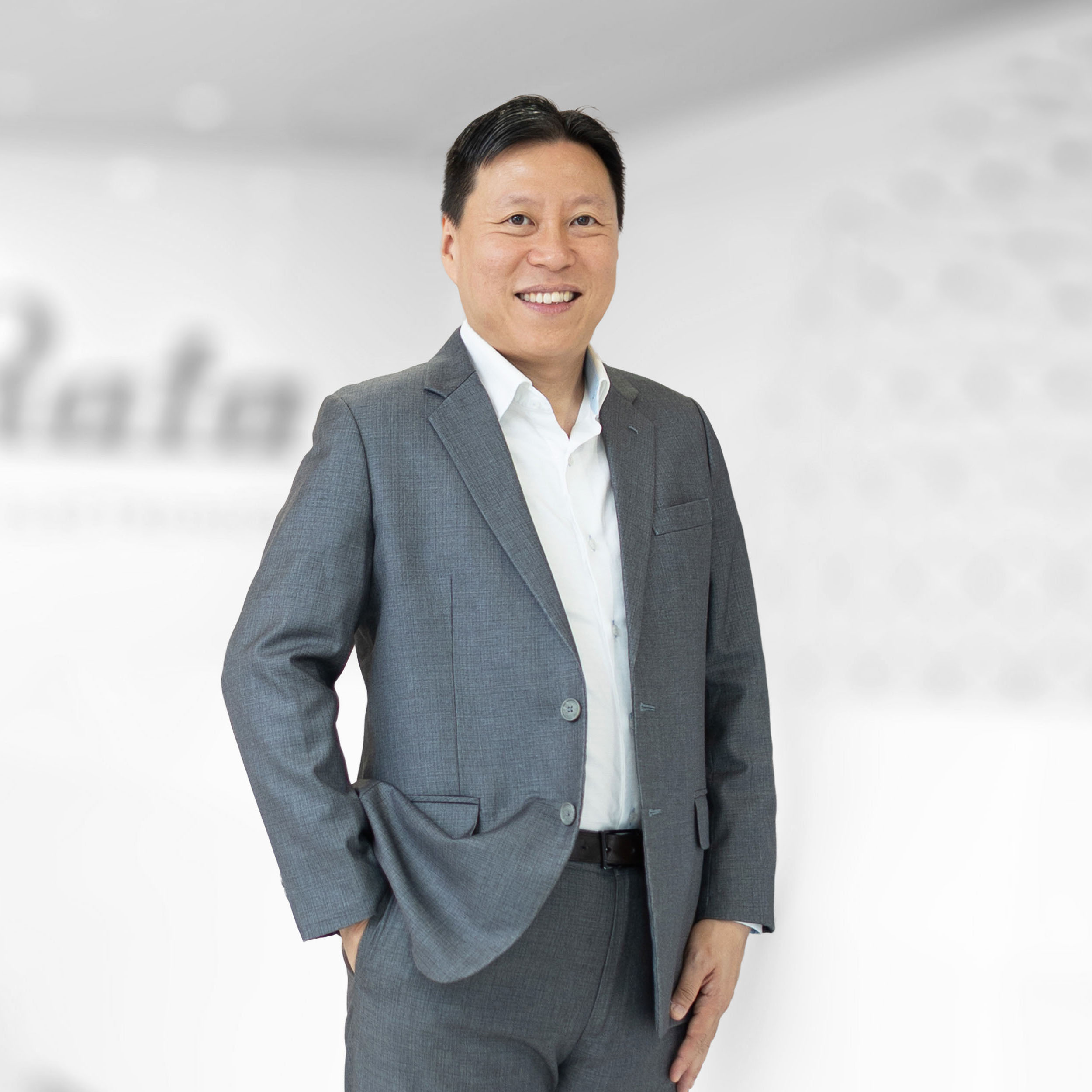 Mr Eko Ongsono
